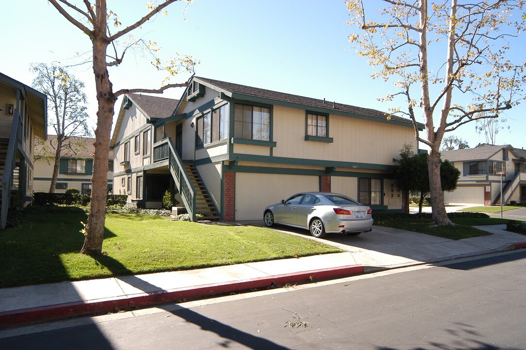 9247-9267 Spur Dr in Rancho Cucamonga, CA - Building Photo