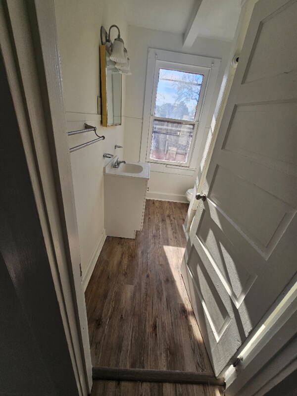 1609 Spratley St in Portsmouth, VA - Foto de edificio - Building Photo