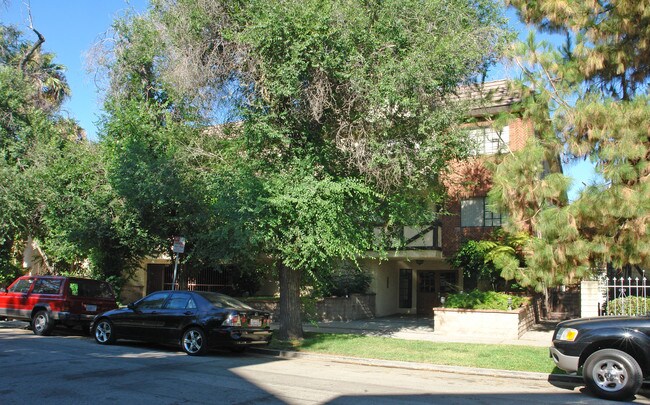 4451 Vista Del Monte Ave in Sherman Oaks, CA - Building Photo - Building Photo