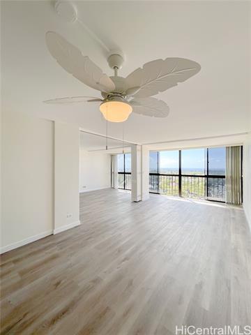 property at 4300 Waialae Ave