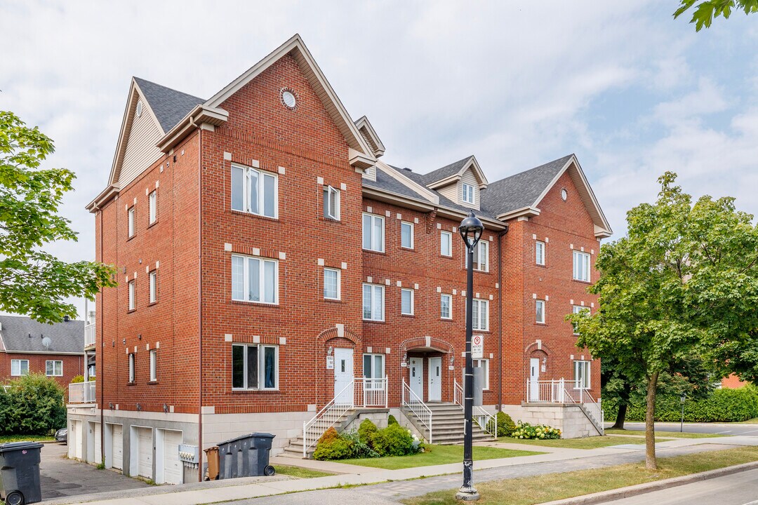 1700 Alexis-Nihon Boul in St. Laurent, QC - Building Photo