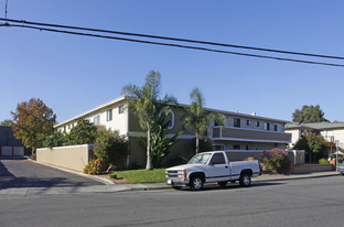 1939 Latham St Apartments