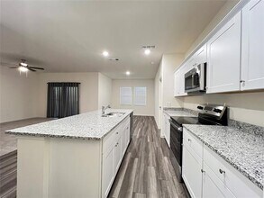821 Lexington Ln in Nevada, TX - Building Photo - Building Photo