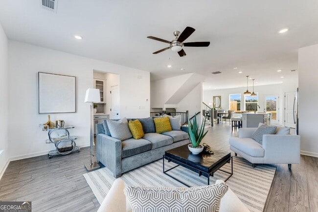 519 Provence Gate Ln in Lawrenceville, GA - Building Photo - Building Photo