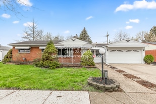 7223 Mohawk St in Westland, MI - Building Photo