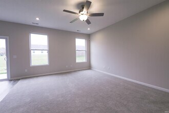 3589 Canal Square Dr in New Haven, IN - Building Photo - Building Photo
