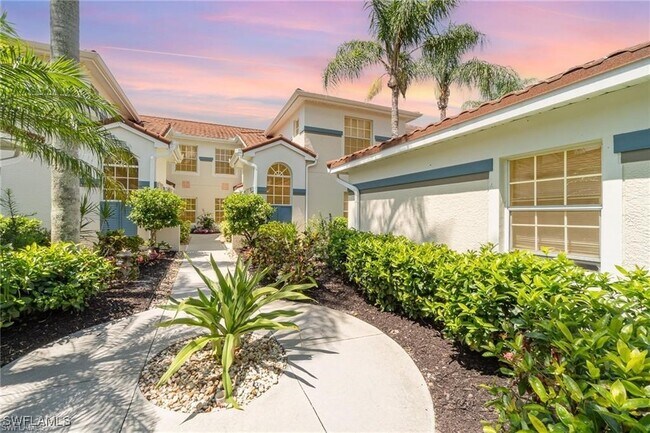 10921 Oak Island Rd in Bonita Springs, FL - Building Photo - Building Photo