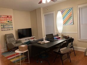 208 Willow St, Unit #1 in New Haven, CT - Building Photo - Building Photo