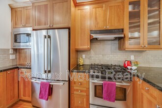 308 Valley St in Seattle, WA - Building Photo - Building Photo