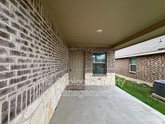 5728 Brahma Trail in Fort Worth, TX - Building Photo - Building Photo