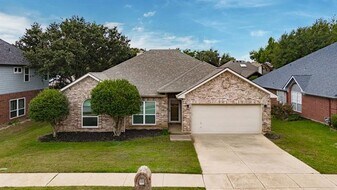 2409 Katina Dr in Flower Mound, TX - Building Photo