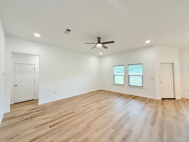 3392 Hudson Bend in Milton, FL - Building Photo - Building Photo