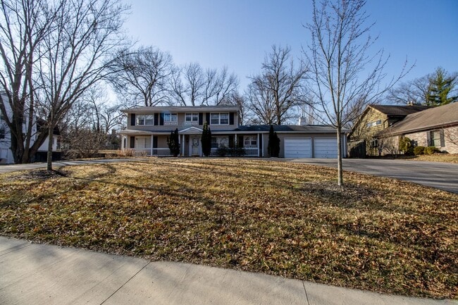 property at 108 E Burnam Rd