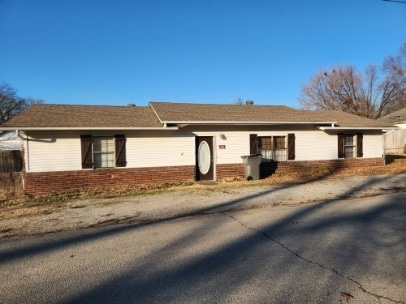 1209 W Main St in Paragould, AR - Building Photo