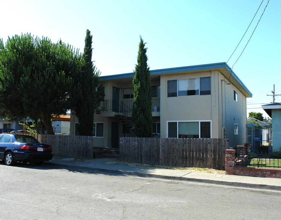 443-449 Arkansas St in Vallejo, CA - Building Photo