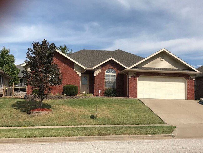 property at 3853 W Rockwood St