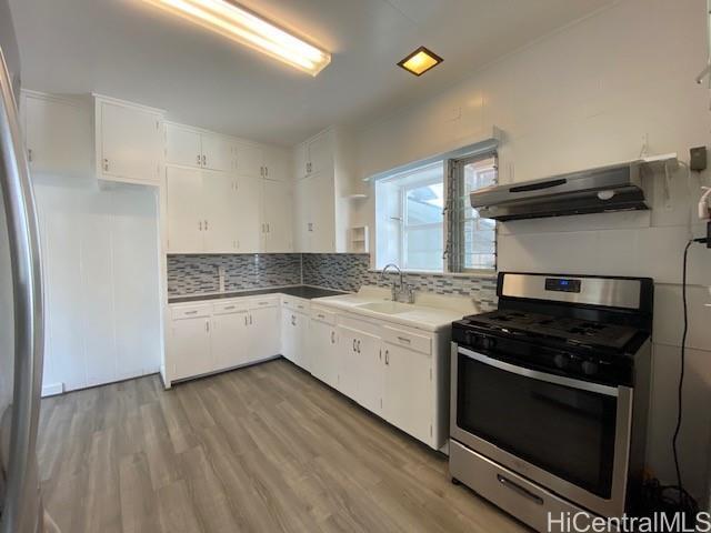 327 Puuhue Pl in Honolulu, HI - Building Photo