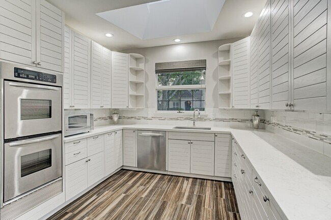 property at 15807 Fleetwood Oaks Dr