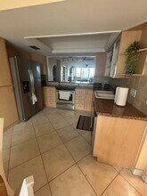 2621 Cove Cay Dr, Unit Unit 401 in Clearwater, FL - Building Photo - Building Photo