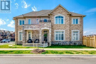 3131 Goodyear Rd in Burlington, ON - Building Photo