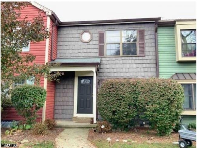 property at 52 Duck Hawk Ct