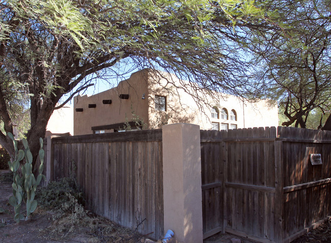 4350-4354 E Glenn in Tucson, AZ - Building Photo - Building Photo