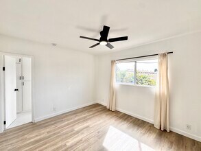 716 W 81st St in Los Angeles, CA - Building Photo - Building Photo