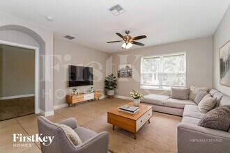 631 SW 27th Terrace in Cape Coral, FL - Foto de edificio - Building Photo