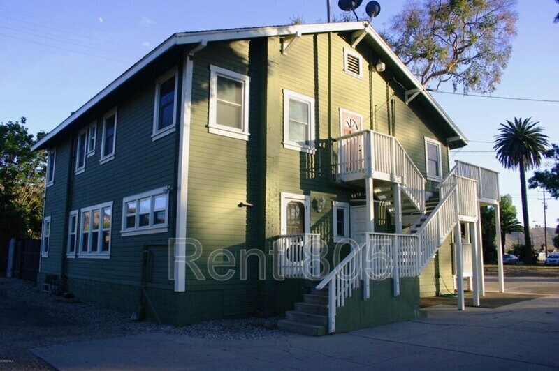 2777 N Ventura Ave in Ventura, CA - Building Photo