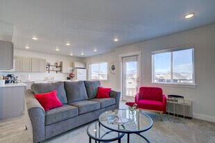 5242 Fallon St in Bozeman, MT - Building Photo