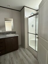 15930 S Flores St in San Antonio, TX - Building Photo - Building Photo
