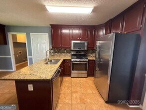1145 Chateau Terrace in Mcdonough, GA - Building Photo - Building Photo