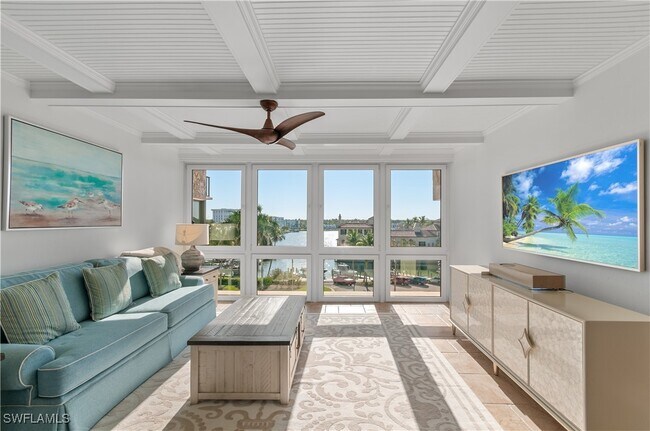 property at 4031 Gulf Shore Blvd N