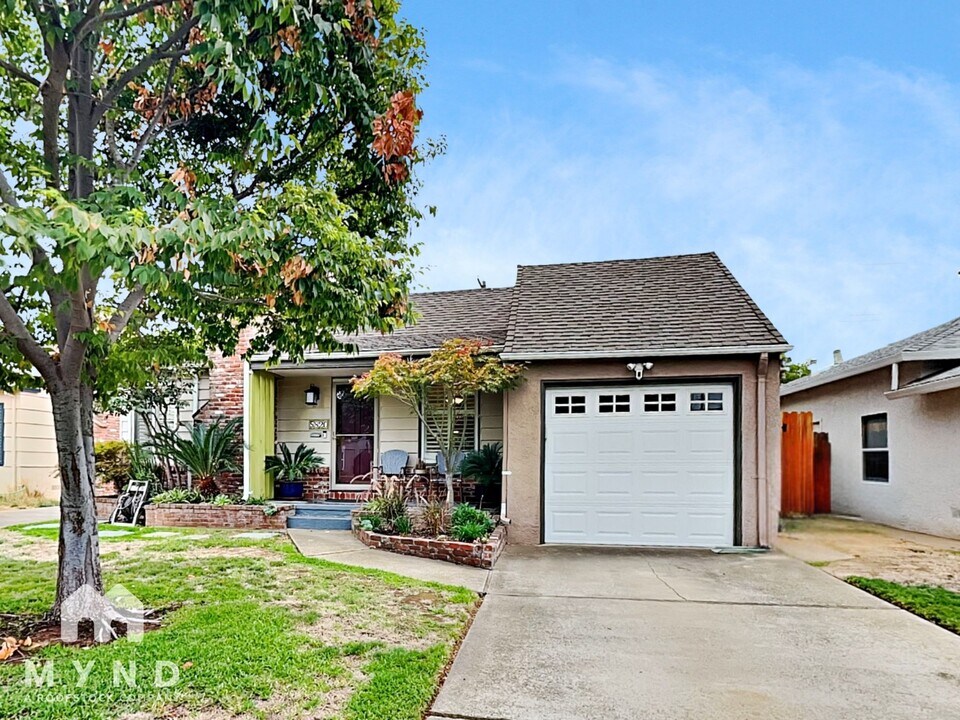 5820 12th Ave in Sacramento, CA - Building Photo