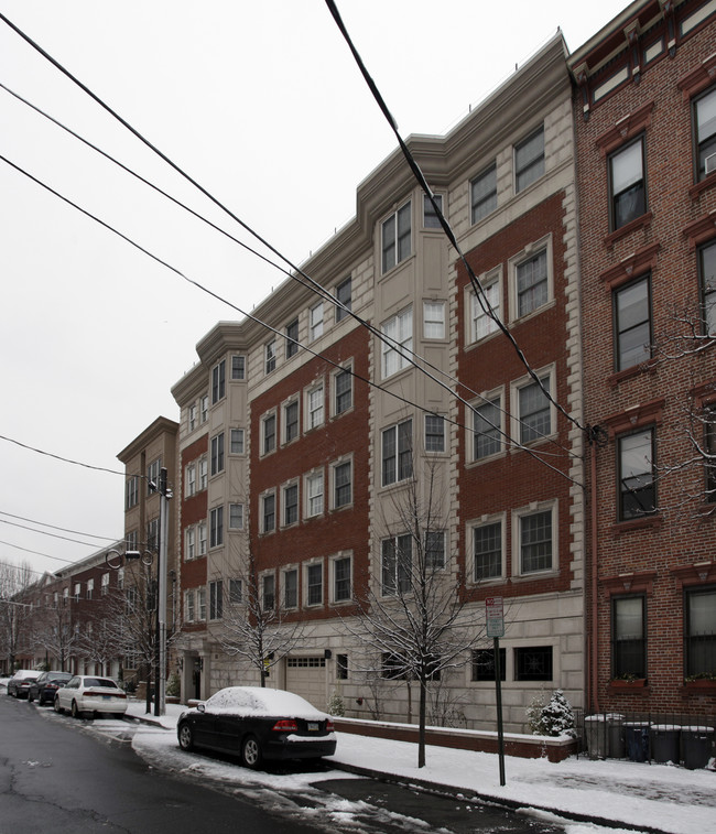 205-209 Madison St in Hoboken, NJ - Building Photo - Building Photo