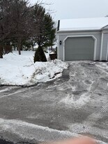 2115 Wexford Rd in Palmyra, PA - Building Photo