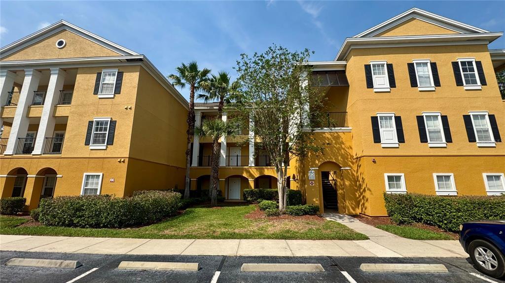 3757 Conroy Rd in Orlando, FL - Building Photo