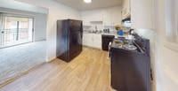 360 Roseman Ct photo'