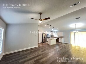 13570 SW 112th St in Dunnellon, FL - Foto de edificio - Building Photo