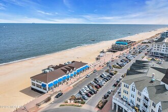 33 Cooper Ave in Long Branch, NJ - Building Photo - Building Photo