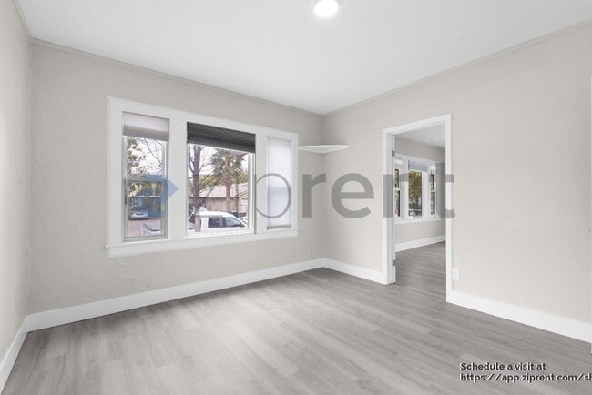 2378 Cambridge St in Sacramento, CA - Building Photo - Building Photo