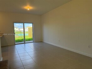 2794 SE 26th Ave in Homestead, FL - Building Photo - Building Photo