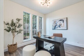 14812 Avery Ranch Blvd in Austin, TX - Foto de edificio - Building Photo