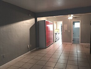 835 Meridian Ave in Miami Beach, FL - Building Photo - Building Photo