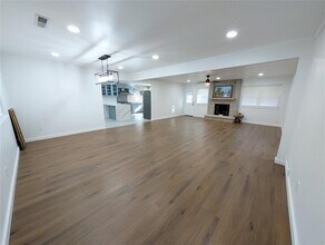 3500 Bella Vista Dr in Midwest City, OK - Building Photo - Building Photo