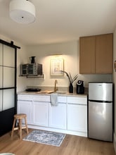 3609 SW 38th Ave in Portland, OR - Building Photo - Building Photo