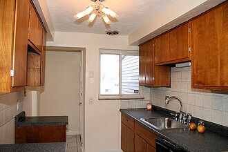 4244 McCaslin St in Pittsburgh, PA - Building Photo - Building Photo