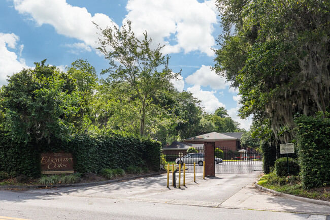 Edgewater Oaks in Savannah, GA - Building Photo - Building Photo