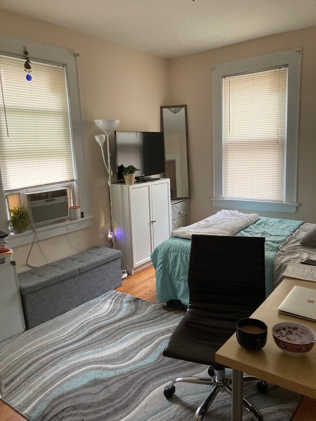 326-1 Wayne St in Highland Park, NJ - Foto de edificio - Building Photo