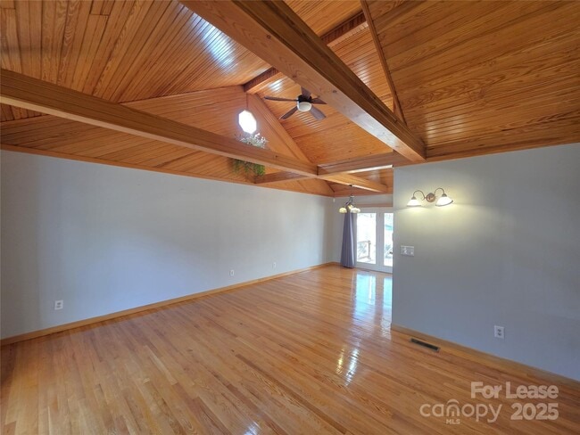 256 Georgewoods Dr in Dallas, NC - Building Photo - Building Photo